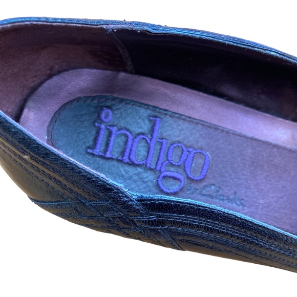 Clarks Indigo navy heel / pumps, size 8 1/2 - Picture 2 of 13